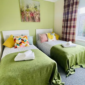 https://sheffield-house-on-the-hill.yorkshirehotels.net