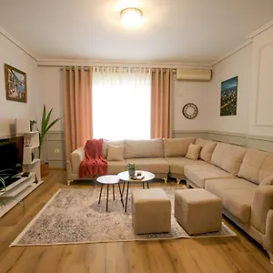 https://apt-johans.albaniahotels.org