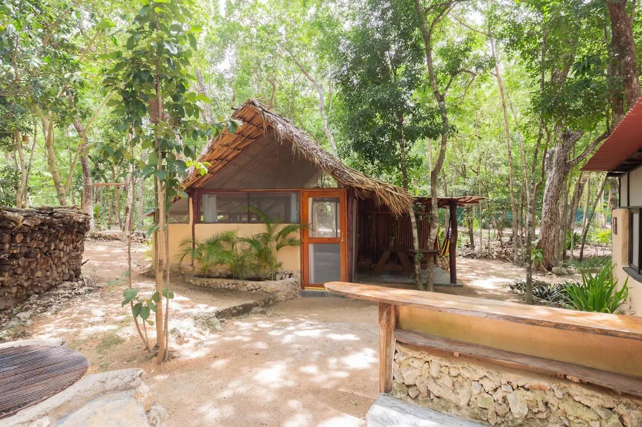 Meli-Melo P&B Villa Tulum Mexiko